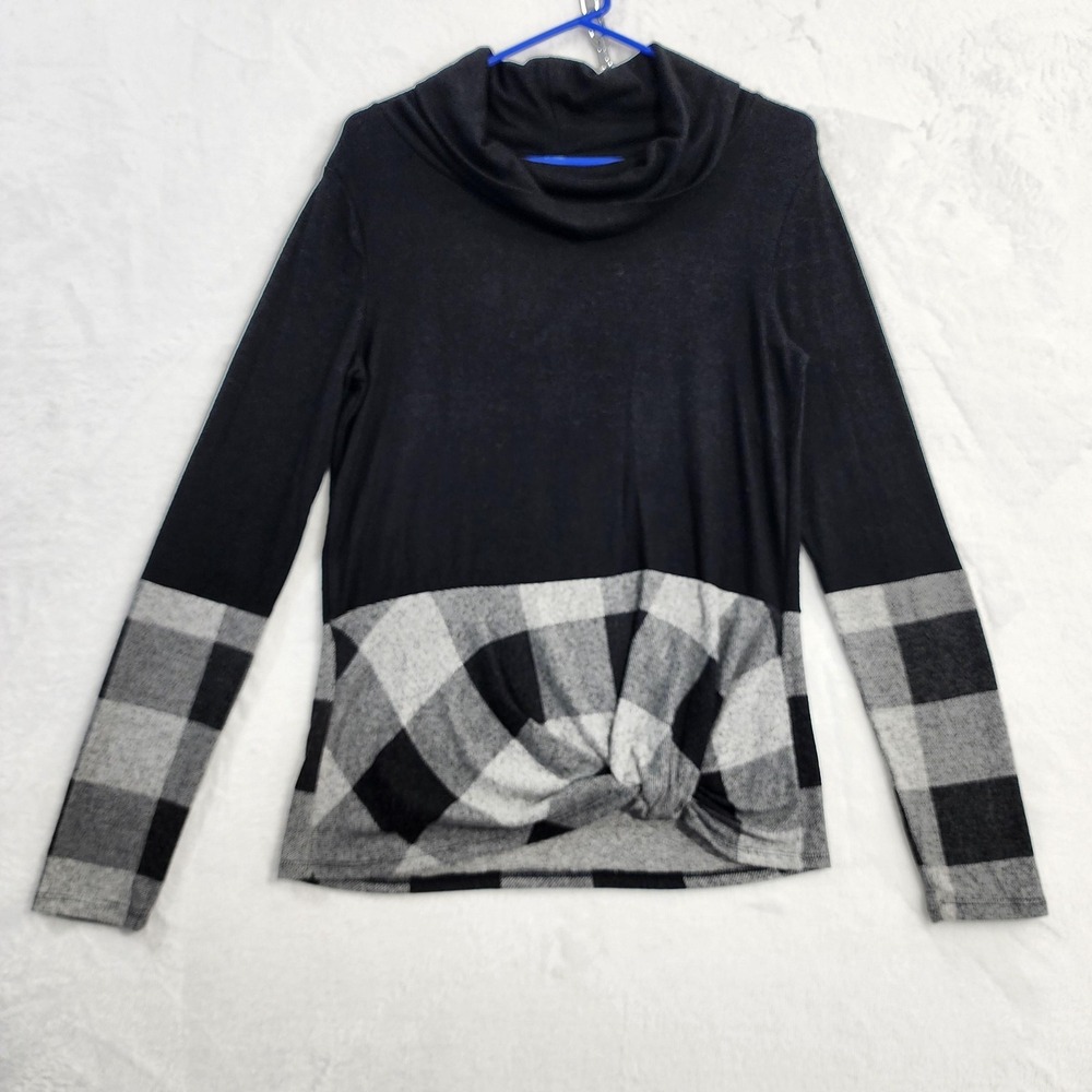 Maurices Top Womens S‎ Black Gray Buffalo Plaid Cowl Neck Knot Hem Long Sleeve